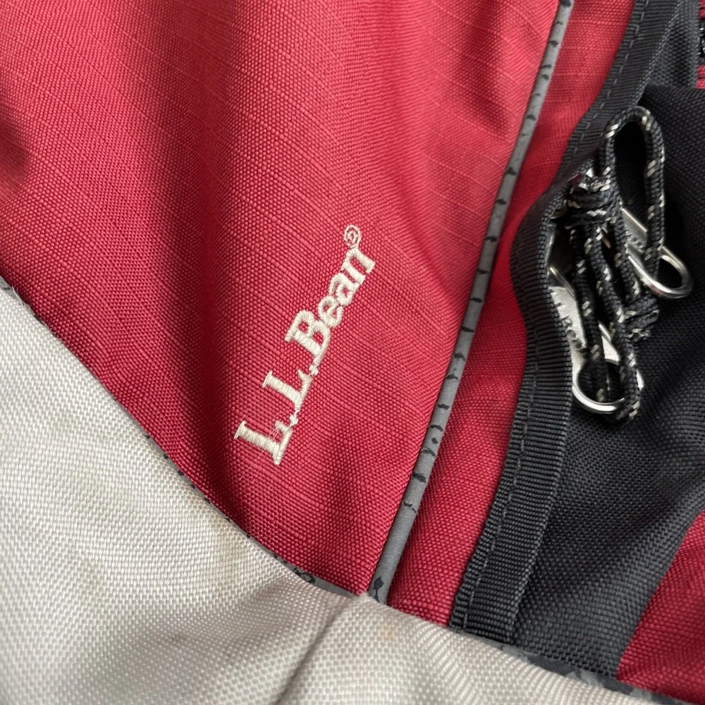 L.L. Bean Stowaway Sling Crossbody‎ Bag Gray/Red/Black Hiking Outdoor